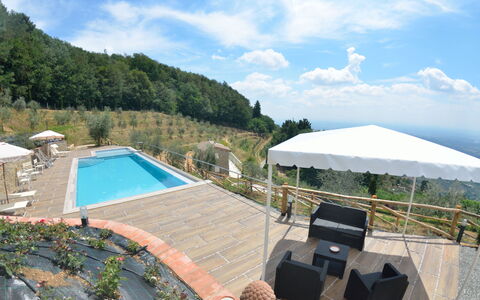 Villa Orchidea: Piscine, Propriété, Immobilier, Maison, Bâtiment, Villa, Vacances, Biens, Loisir, Domicile