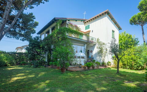 Madda: Propriété, Maison, Immobilier, Bâtiment, Domicile, Biens, Architecture, Zone Résidentielle, Lot Terre, Ciel