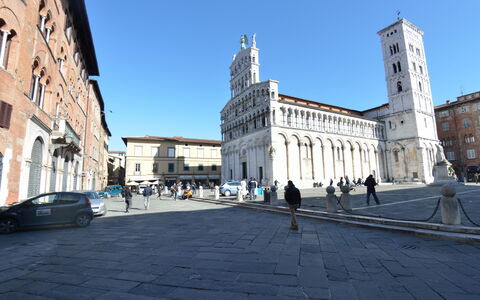 San Michele: Ville, Point De Repère, Ville, Bâtiment, Centre De La Ville, Établissements Humains, Espace Public, Architecture, Place, Rue