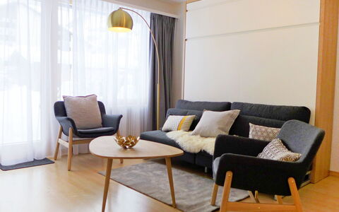 Le Mans: Pièce, Meubles, Salon, Propriété, Design Intérieur, Table, Sol, Table Basse, Bâtiment, Canapé