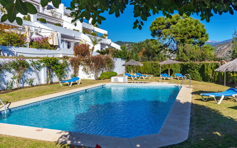 Mirador Ii: L'Eau, Plante, Propriété, Bâtiment, Piscine, Bleu, La Nature, Bleu Azur, Vert, Arbre