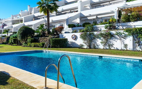Mirador Ii: Piscine, Propriété, Bâtiment, Immobilier, Appartement, Recours, Maison, Zone Résidentielle, Vacances, Condominium