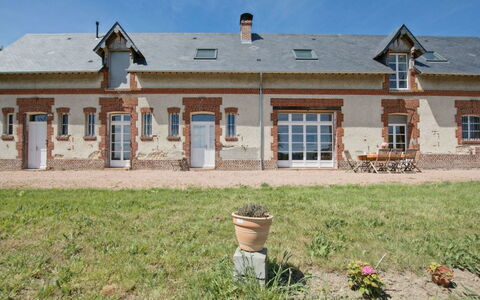 Les Écuries de Callenville: Domicile, Propriété, Maison, Zone Résidentielle, Immobilier, Biens, Bâtiment, Architecture, Lot Terre, Toit