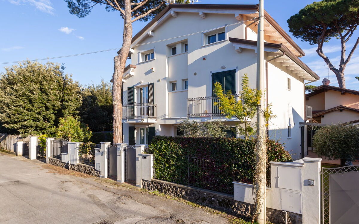 Marina Pietrasanta 255