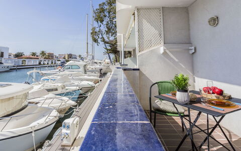 Symar: Propriété, Immobilier, Bâtiment, Architecture, Maison, Pièce, Appartement, Yacht De Luxe, Meubles, Design Intérieur
