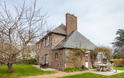 Ker Maria: Maison, Propriété, Domicile, Chalet, Bâtiment, Toit, Ferme, Zone Rurale, Architecture, Zone Résidentielle
