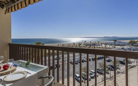 Canigó: Propriété, Balcon, Immobilier, Pièce, Appartement, Maison, Bâtiment, Vacances, Océan, Architecture