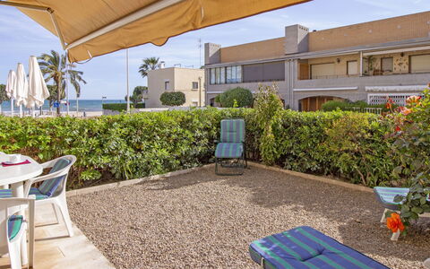 Golf Sant Jordi: Propriété, Immobilier, Bâtiment, Maison, Domicile, Toit, Appartement, Pièce, Arrière-Cour, Patio