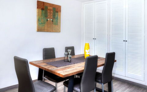 Cap Roig: Pièce, Meubles, Propriété, Salle À Manger, Design Intérieur, Table, Immobilier, Bâtiment, Maison, Table Basse