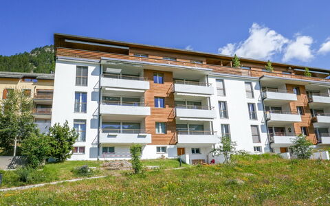 Chesa sur Puoz 7: Propriété, Zone Résidentielle, Bâtiment, Appartement, Immobilier, Architecture, Maison, Usage Mixte, Condominium, Domicile