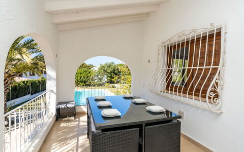 Aurelie: Propriété, Pièce, Bâtiment, Immobilier, Meubles, Maison, Balcon, Design Intérieur, Domicile, Architecture