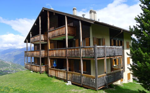 Saskia: Maison, Propriété, Bâtiment, Domicile, Chalet, Immobilier, Architecture, Station De Montagne, Pièce, Biens