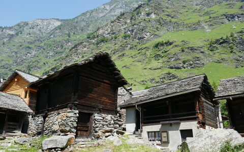 Rustico Nurell: Village De Montagne, Cabane, Montagne, Zone Rurale, Maison, Station De Montagne, Village, Cabane, Toit, Bâtiment