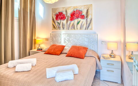 Il Geranio Sant'elmo - Diano Marina: Chambre, Pièce, Meubles, Propriété, Design Intérieur, Lit, Suite, Orange, Mur, Bâtiment