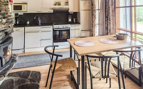 Riekonraito A1: Meubles, Design Intérieur, Sol, Bois, Sol, Chaise, Parquet, Éclairage, Plafond, Table