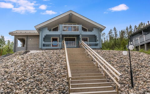 Värikatti: Balcon, Appartement, Ombre, Verre, Condominium, Balustrade, Porche, Daylighting, Plate-Forme, Mobilier De Jardin