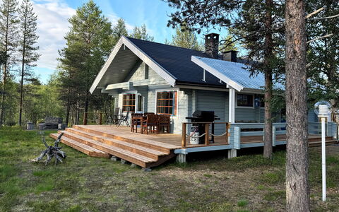 Keromaja: Bois, Chalet, Domicile, Siding, Cabane En Rondins, Porche, Batiments Jardin, Dur, Plate-Forme, Cour