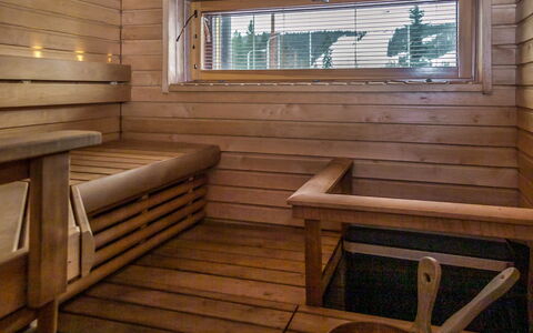 Tahko Spa Junior Suite Orange B2: Balcon, Appartement, Ombre, Verre, Condominium, Balustrade, Porche, Daylighting, Plate-Forme, Mobilier De Jardin