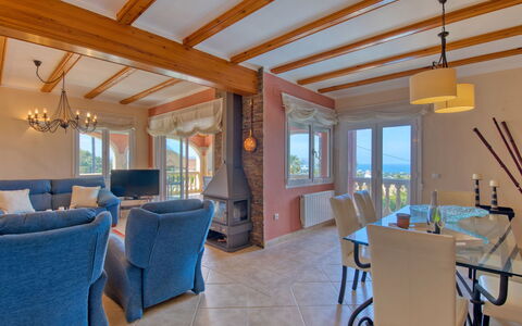 Chill Out on the Sea: Propriété, Pièce, Bâtiment, Meubles, Design Intérieur, Immobilier, Salon, Maison, Sol, Plafond