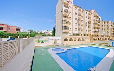 Calpe Calp 1110: L'Eau, Plante, Bâtiment, Jour, Propriété, Piscine, Fenêtre, Ciel, Bleu Azur, La Nature