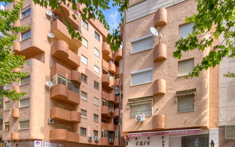 Calpe Pueblo: Bâtiment, Propriété, Quartier, Appartement, Zone Résidentielle, Usage Mixte, Immobilier, Architecture, Condominium, Zone Métropolitaine