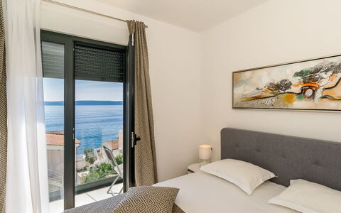 Villa Meri 2: Chambre, Pièce, Propriété, Meubles, Lit, Design Intérieur, Bâtiment, Suite, Immobilier, Maison