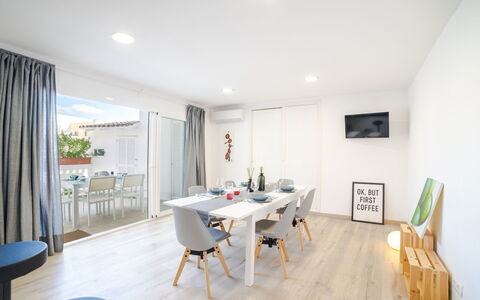 Can Josep: Propriété, Pièce, Immobilier, Meubles, Bâtiment, Design Intérieur, Maison, Sol, Table, Salle À Manger