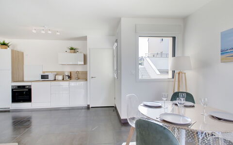 Domaine D'Augustin Apt B01: Pièce, Propriété, Design Intérieur, Meubles, Bâtiment, Sol, Maison, Plafond, Immobilier, Architecture