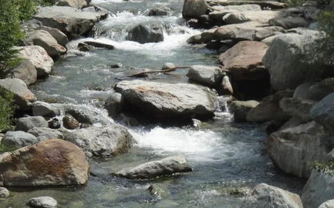 Haus Artemis: L'Eau, Ressources En Eau, Plante, Paysage Naturel, Environnement Naturel, Végétation, Substrat Rocheux, Cours D'Eau, Banque