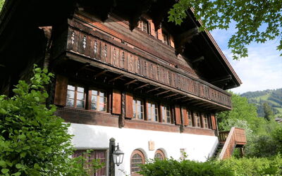 Tree-Tops, Chalet