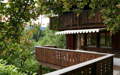 Tree-Tops, Chalet