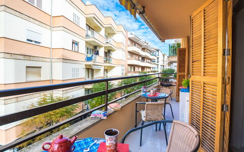 Mariners 2: Propriété, Bâtiment, Immobilier, Pièce, Balcon, Architecture, Maison, Appartement, Design Intérieur, Domicile