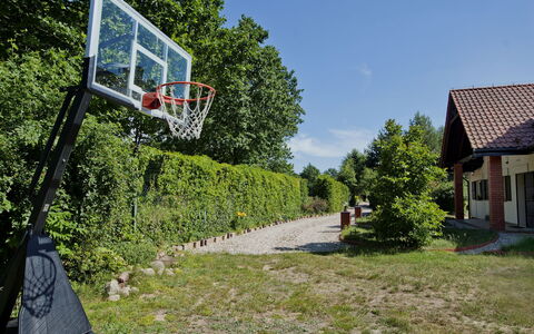 Latków: Herbe, Domicile, Lot Terre, Jardin, Couverture De Sol, Porte, Siding, Ferme, Batiments Jardin