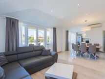 House Rojni