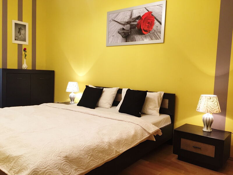 Logement:&nbsp;Black Red White 627.7