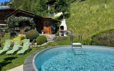 Egger: Jardin, Piscine, Aménagement Paysager, Arrière-Cour, Loisir, Cour, Caractéristique De L'Eau, Recours, Eco Hôtel