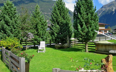 Helena: La Nature, Arbre, Montagne, Herbe, Région Sauvage, Biome, Jardin, Station De Montagne, Chaîne De Montagnes, Plante