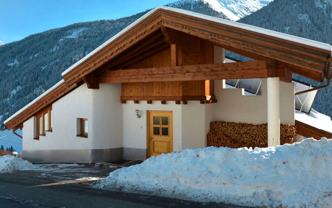 Erna: Maison, Propriété, Domicile, Toit, Bâtiment, Immobilier, L'Hiver, Chalet, Neige, Montagne