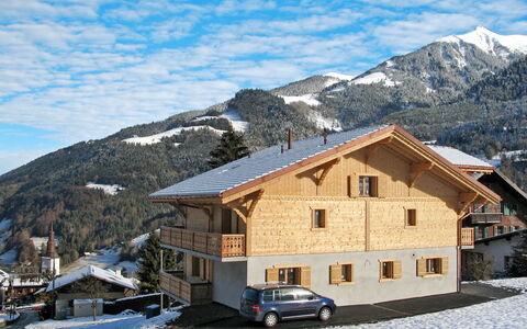 Saint-Joseph: Montagne, Neige, Village De Montagne, Montagnes Relief, L'Hiver, Propriété, Chaîne De Montagnes, Alpes, Ciel, Maison
