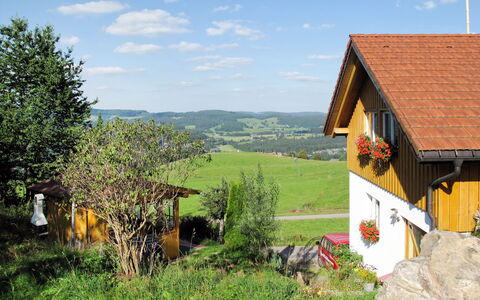 Mühlenmichelshäusle: Propriété, Paysage Naturel, Zone Rurale, Maison, Herbe, Lot Terre, Chalet, Toit, Cabanon, Bâtiment