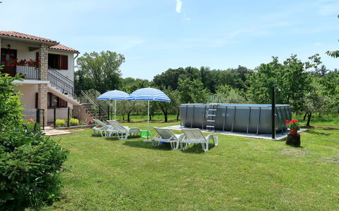 Fortica: Propriété, Lot Terre, Herbe, Immobilier, Cour, Maison, Communauté Des Plantes, Domicile, Architecture, Biens