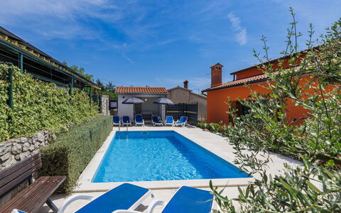 Starci: Bleu, Piscine, Composite, Domicile, Recours, Mobilier De Jardin, Eco Hôtel, Villa, Plante D'Appartement, Chaise