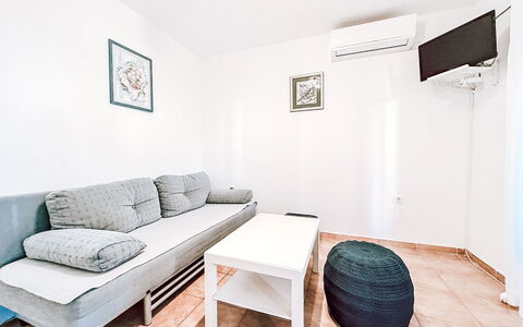 Gottwald: Meubles, Sol, Sol, Design Intérieur, Appartement, Canapé, Salon, Oreiller, Parquet
