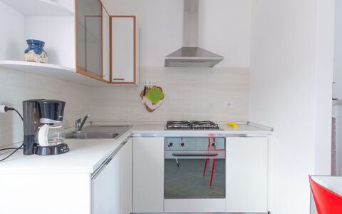 Madal (Grv399): Pièce, Propriété, Cuisine, Meubles, Design Intérieur, Maison, Bâtiment, Cabinetry, Sol, Cuisinière