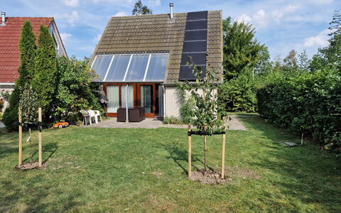 De Schans: Plante, Nuage, Ciel, Fenêtre, Paysage Naturel, Maison, Lot Terre, Bois, Énergie Solaire