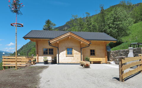 Waltl: Propriété, Domicile, Maison, Bâtiment, Chalet, Immobilier, Cabane En Rondins, Toit, Arbre, Architecture