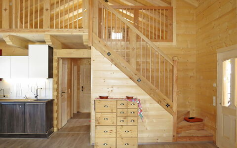 Waltl: Cabinetry, Bâtiment, Fenêtre, Bois, Design Intérieur, Sol, Sol, Tache De Bois, Tiroir
