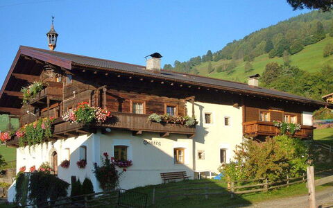 Kaprun 662: Propriété, Maison, Bâtiment, Domicile, Zone Rurale, Village, Chalet, Immobilier, Architecture, Montagne