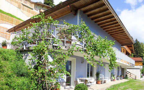 Bair: Propriété, Maison, Bâtiment, Architecture, Immobilier, Zone Résidentielle, Domicile, Façade, Chalet, Toit