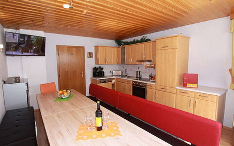 Kappl 605: Propriété, Meubles, Bois, Orange, Design Intérieur, Cuisine, Table, Sol, Sol, Cabinetry